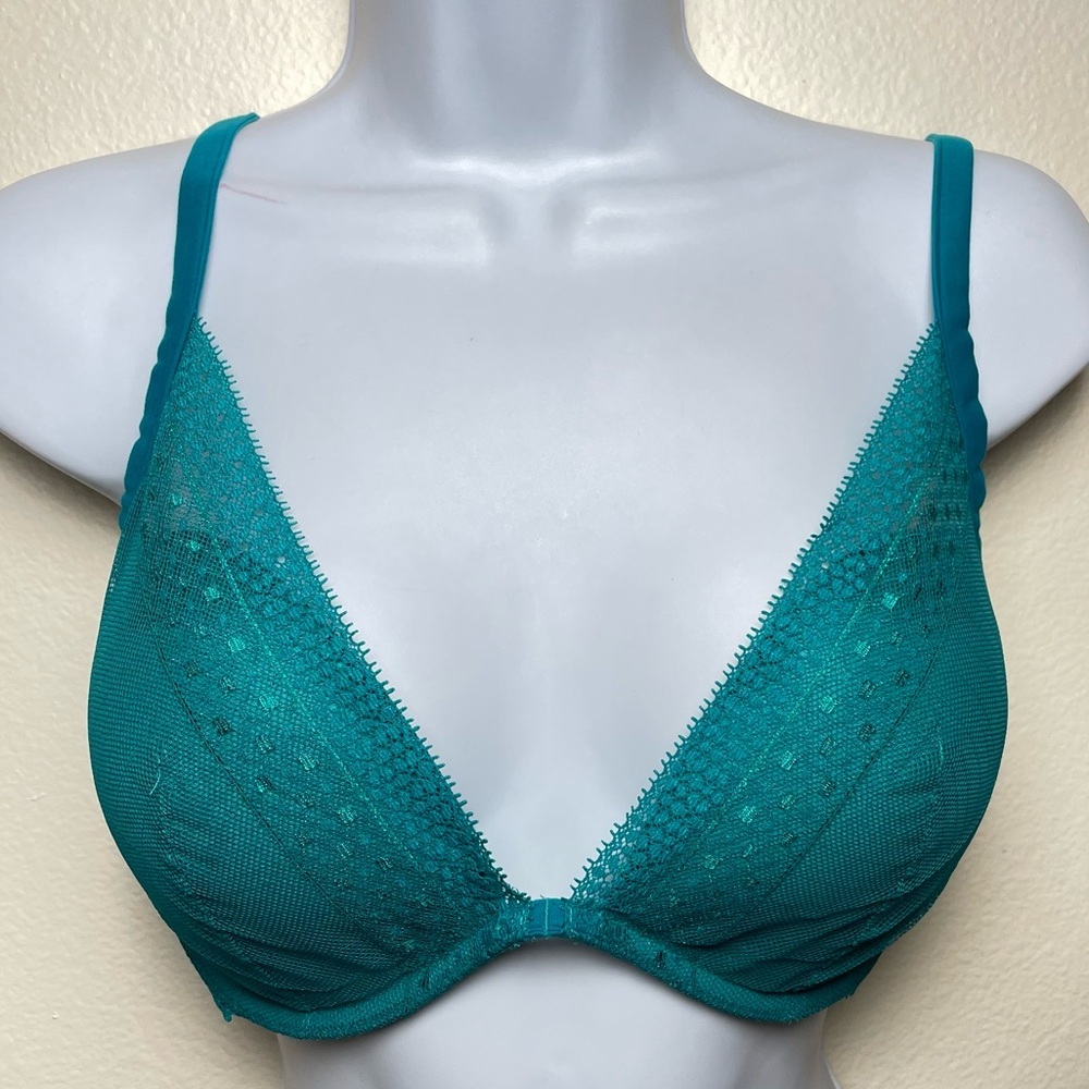 Victoria’s Secret teal blue bra Lace 34DDD